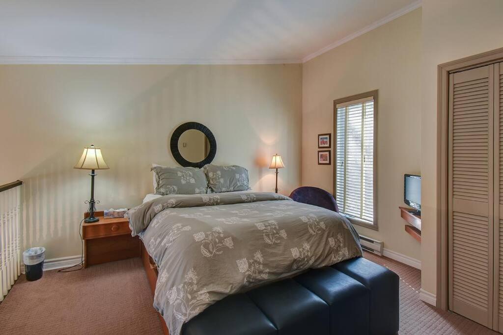 Charming Tremblant 1 Bedroom With Pool And Hot Tub Mont-Tremblant Luaran gambar